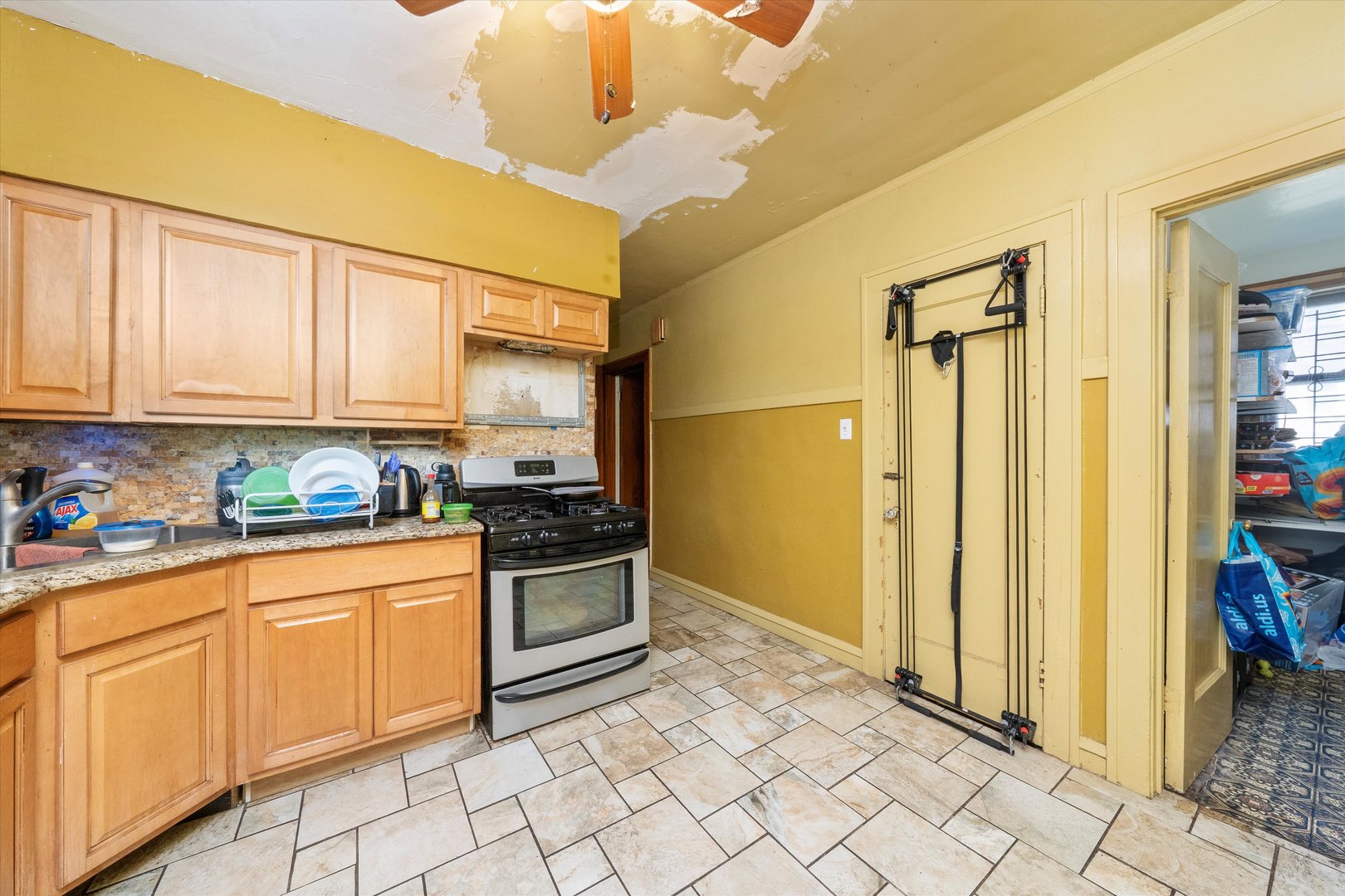 8019 S Marshfield Avenue