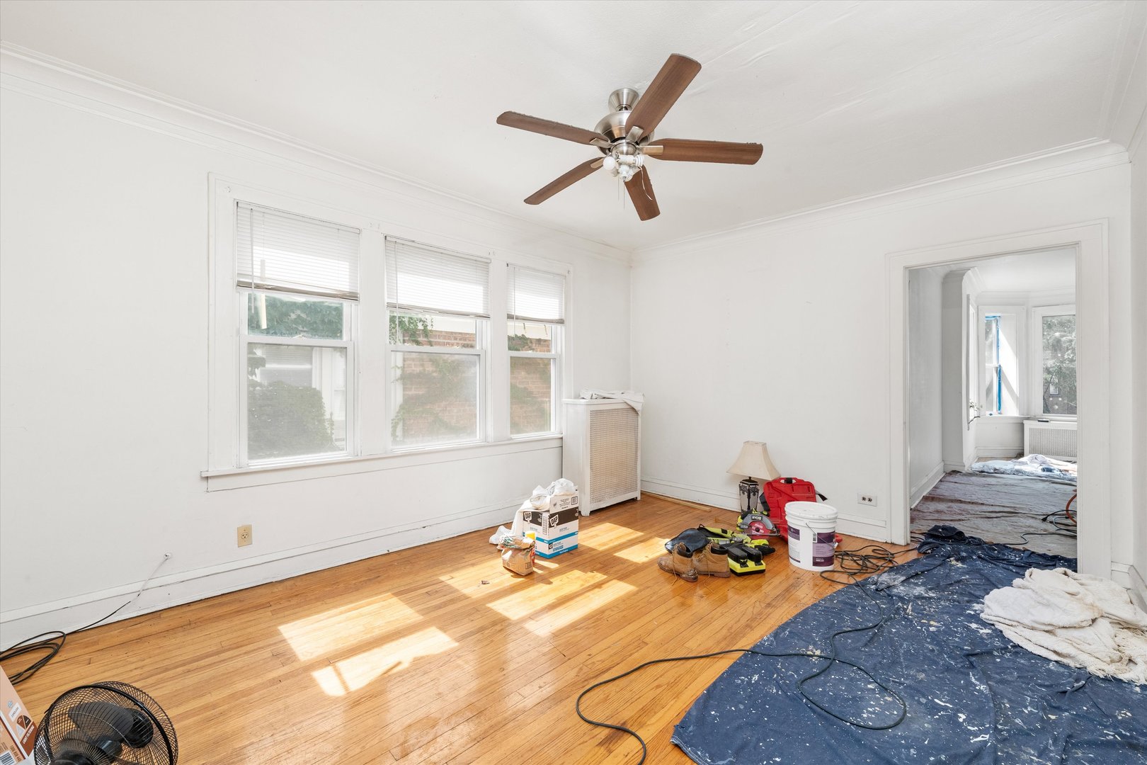 8019 S Marshfield Avenue