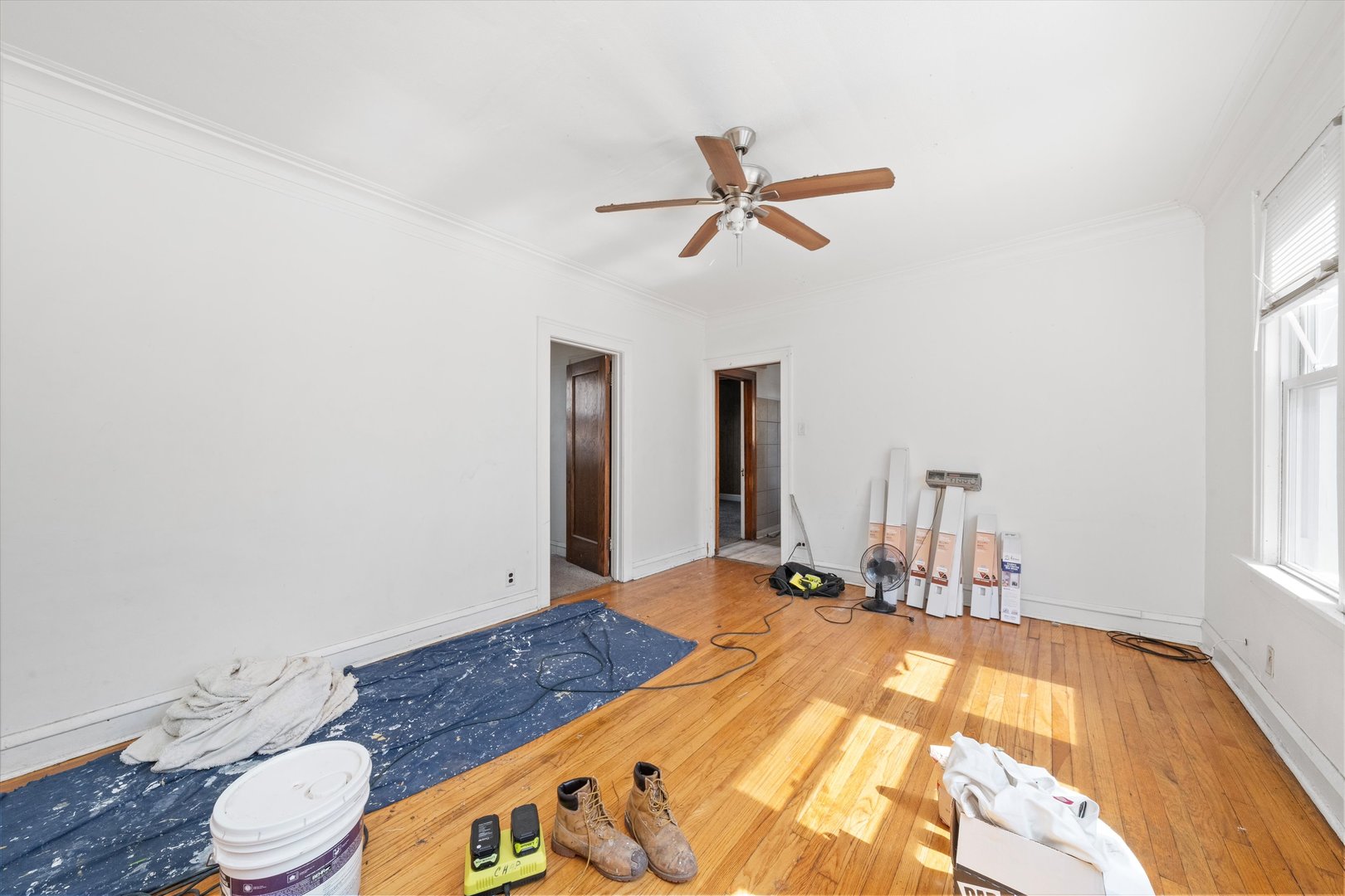 8019 S Marshfield Avenue