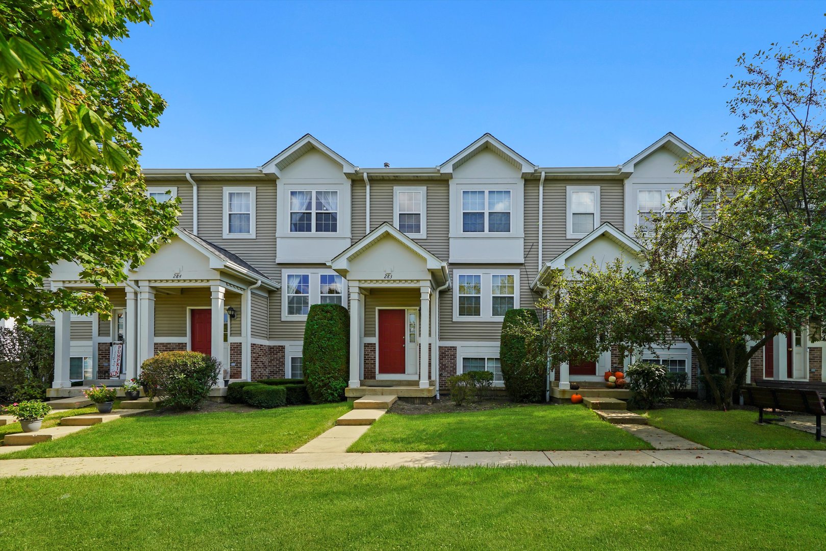 284 Holiday Lane