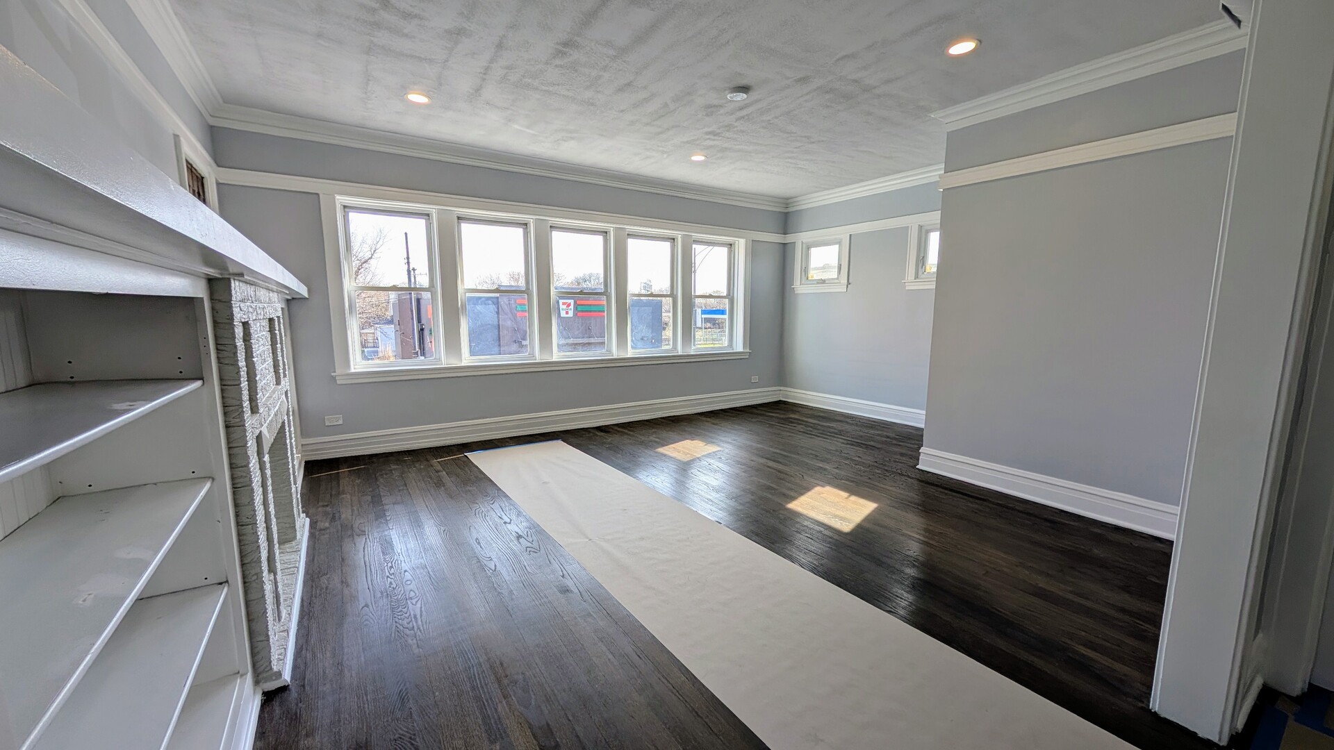 5028 W Lawrence Avenue Unit: 2