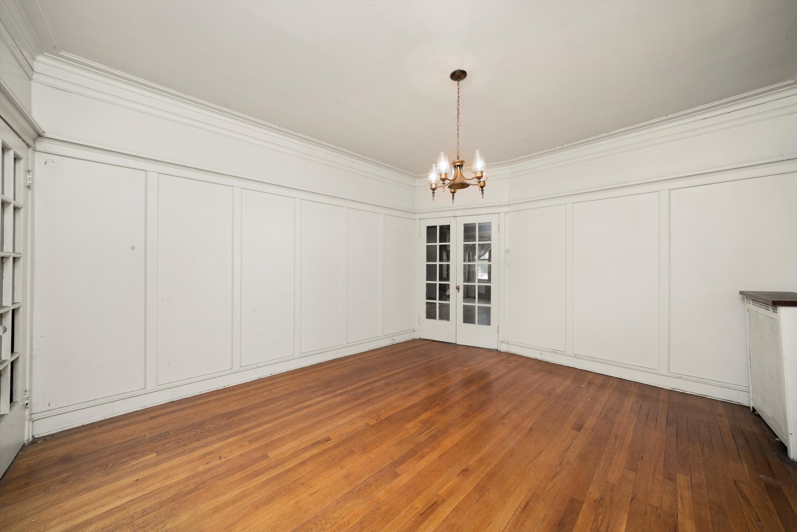 7611 S Aberdeen Street