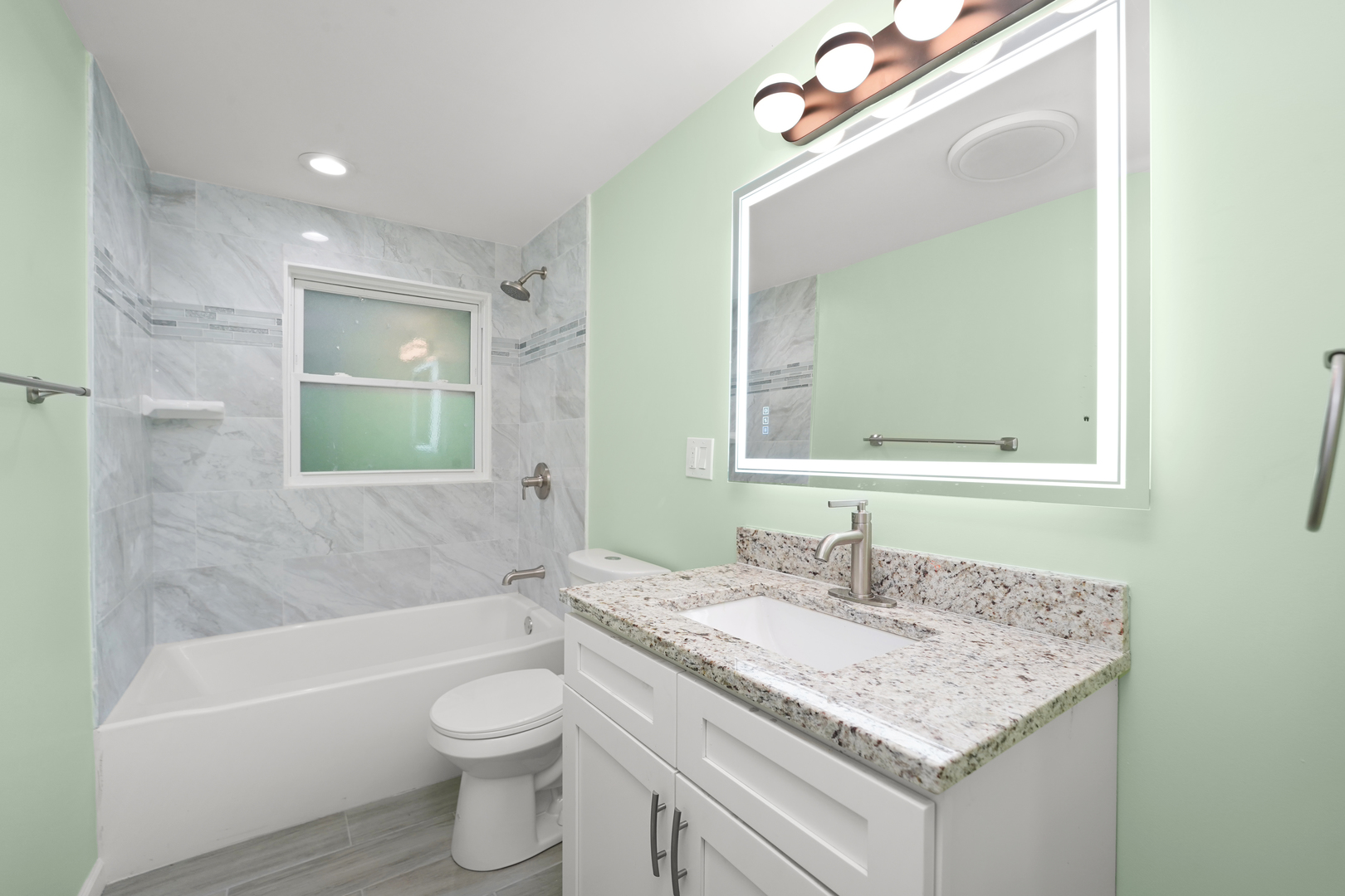 13228 S Rhodes Avenue