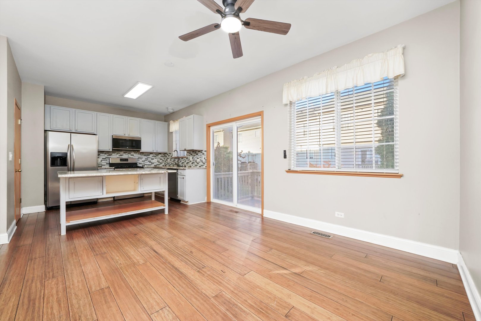 409 Evergreen Circle Unit: 4