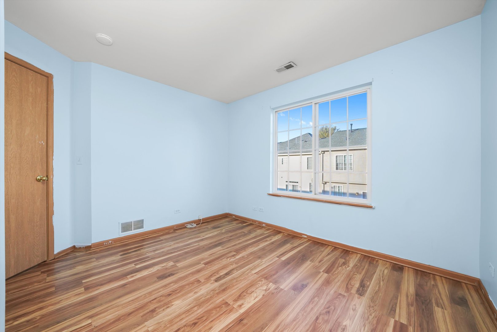 409 Evergreen Circle Unit: 4