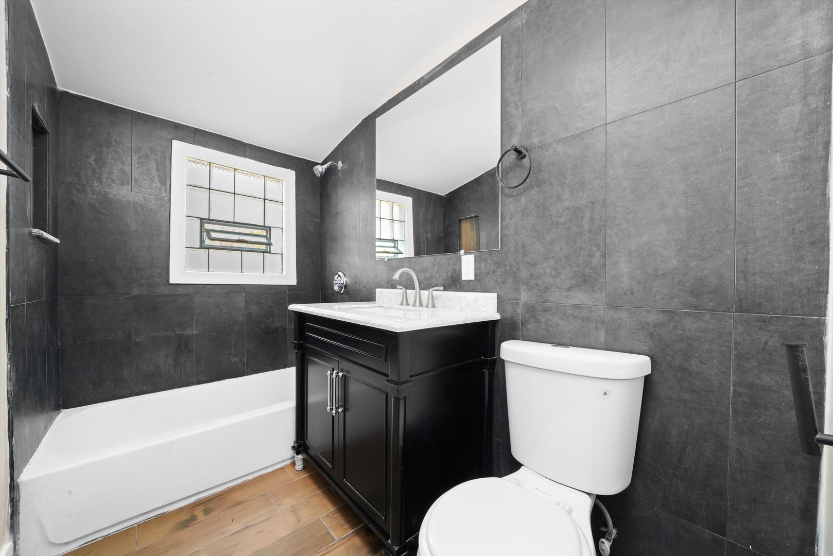 10617 S Wentworth Avenue