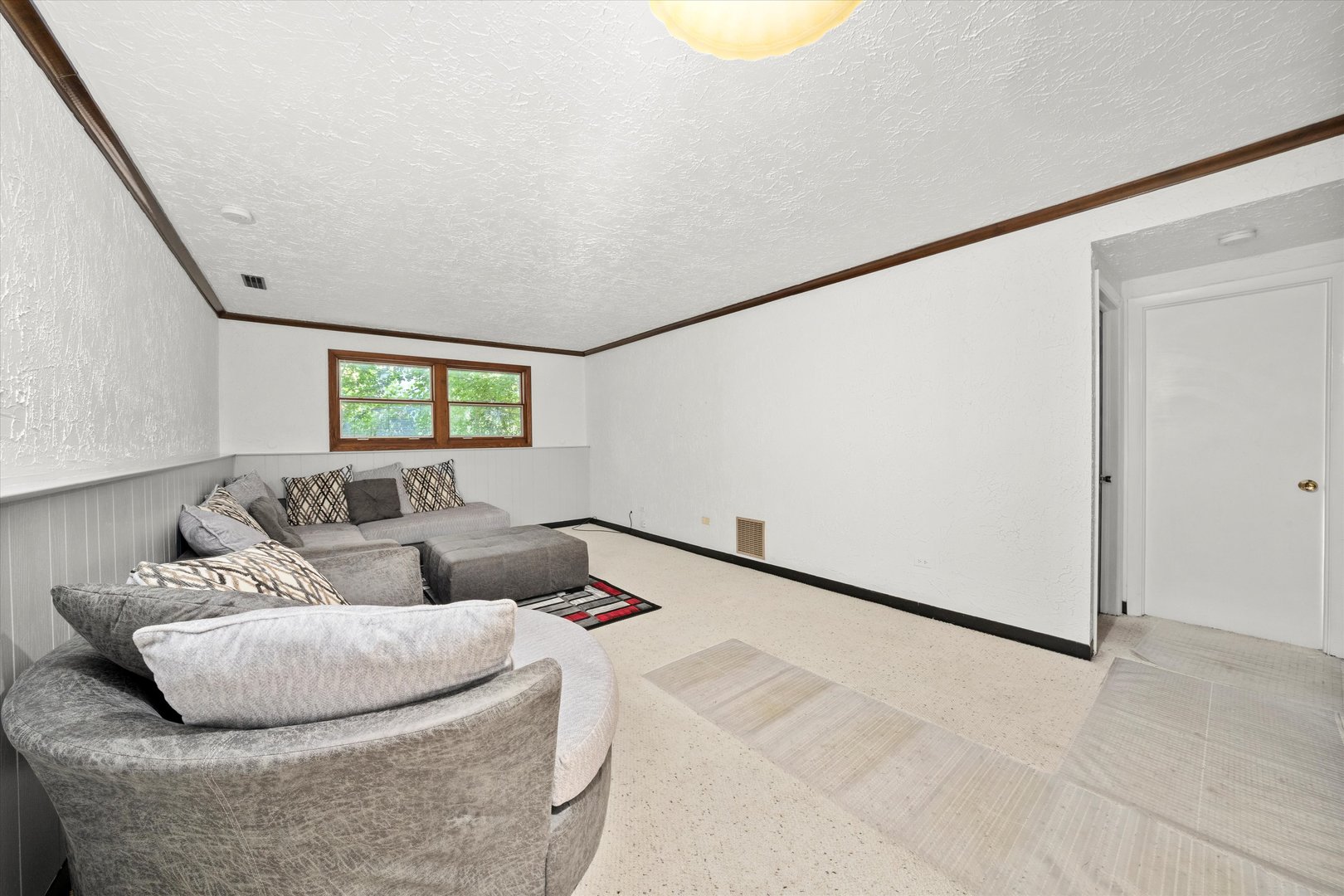 22434 Pleasant Drive