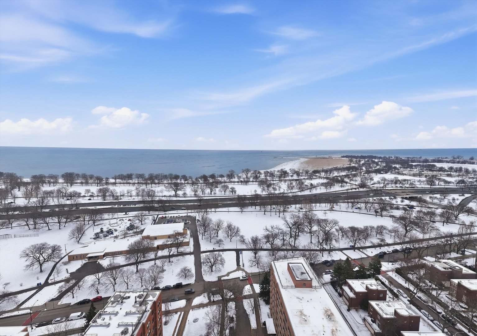939 W Ainslie Street Unit: 2E