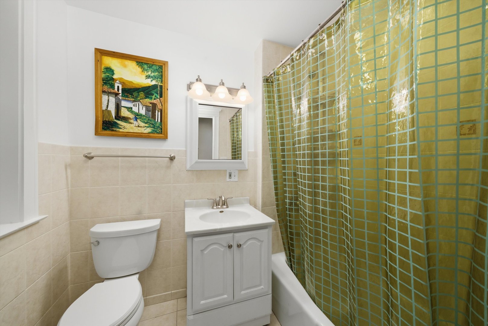 939 W Ainslie Street Unit: 2E