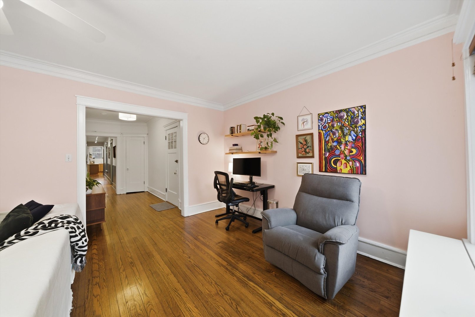 939 W Ainslie Street Unit: 2E
