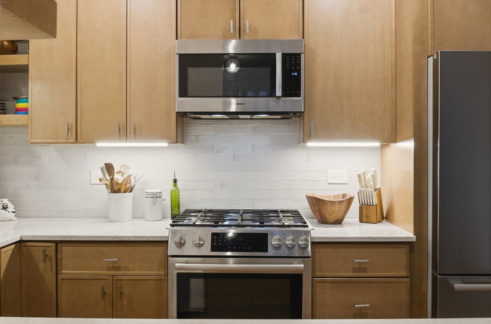 939 W Ainslie Street Unit: 2E