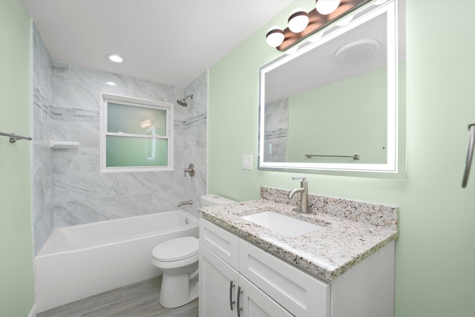 13228 S Rhodes Avenue