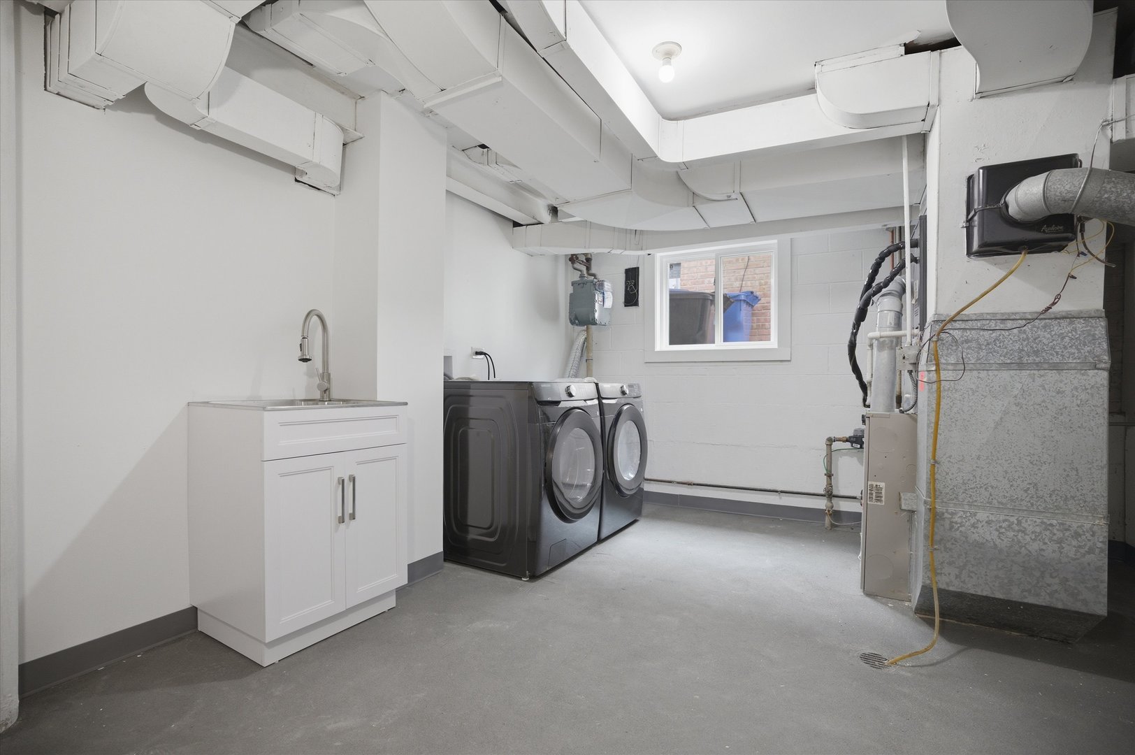 6232 N La Crosse Street