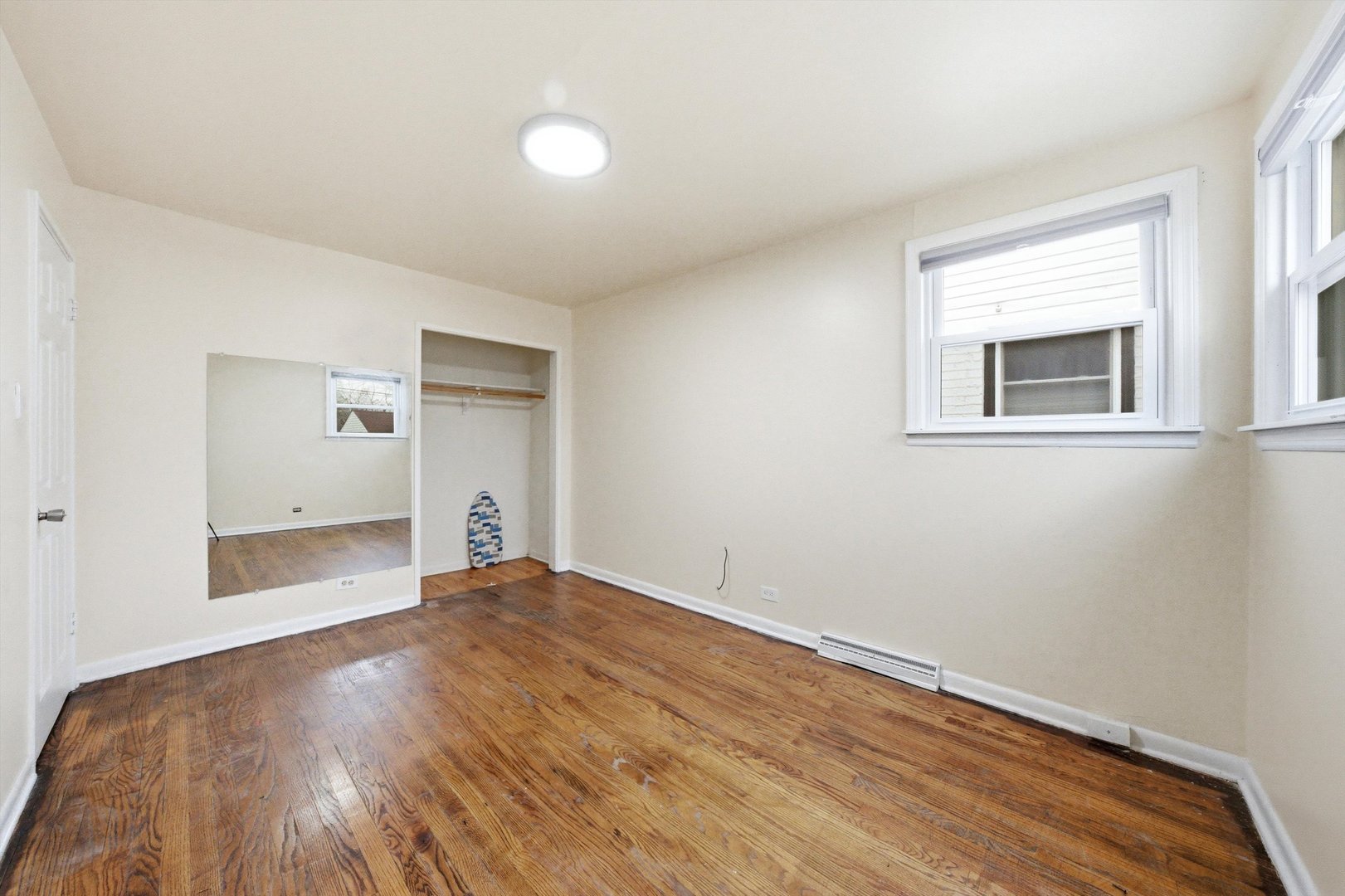 4605 S Laramie Avenue