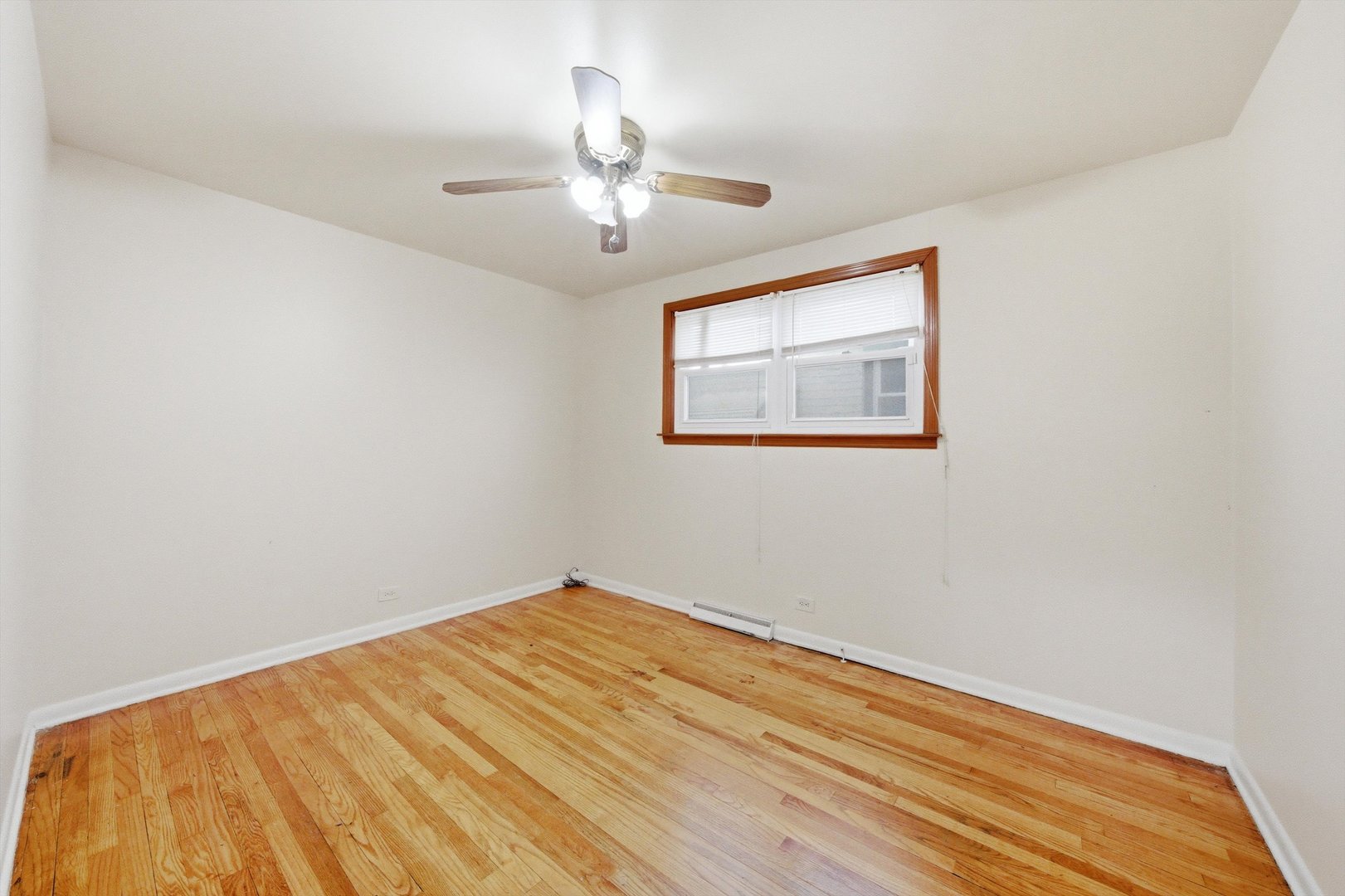 4605 S Laramie Avenue