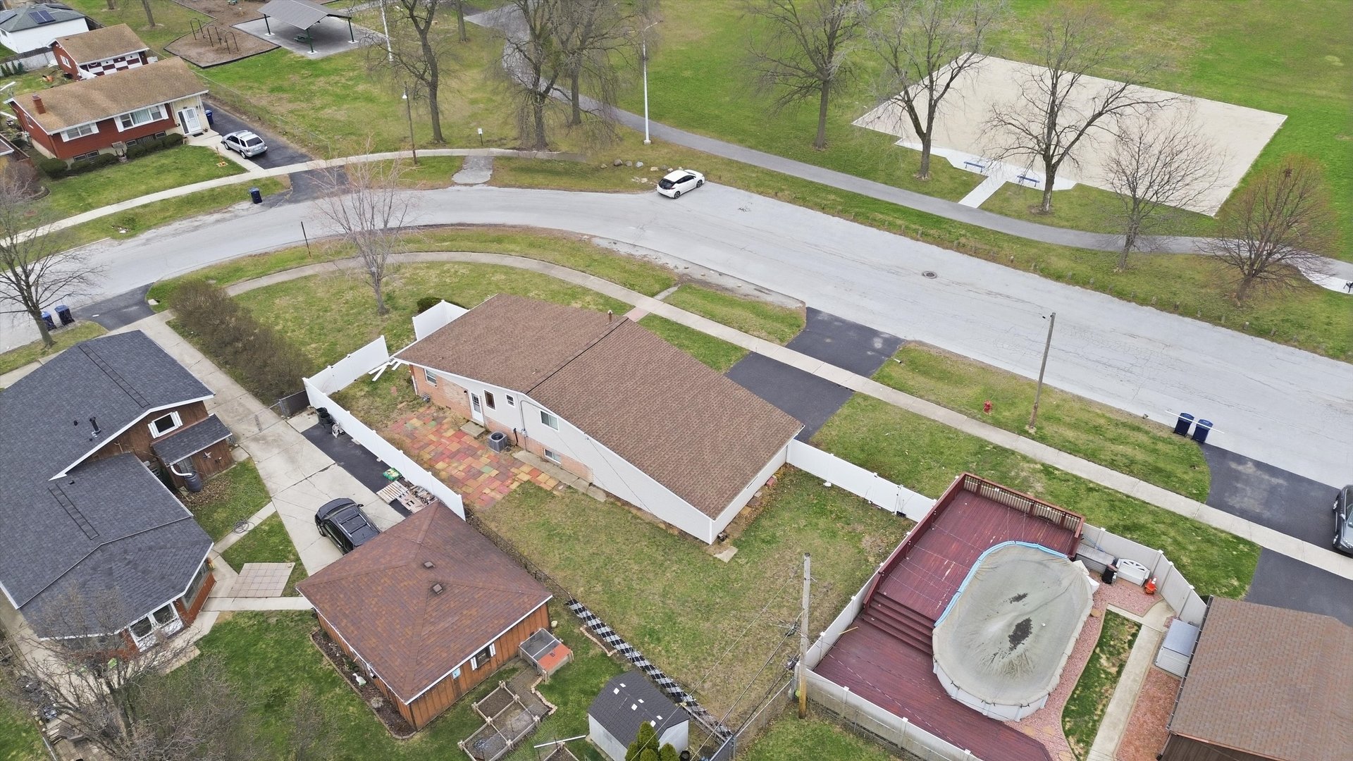 10725 S Rutherford Avenue