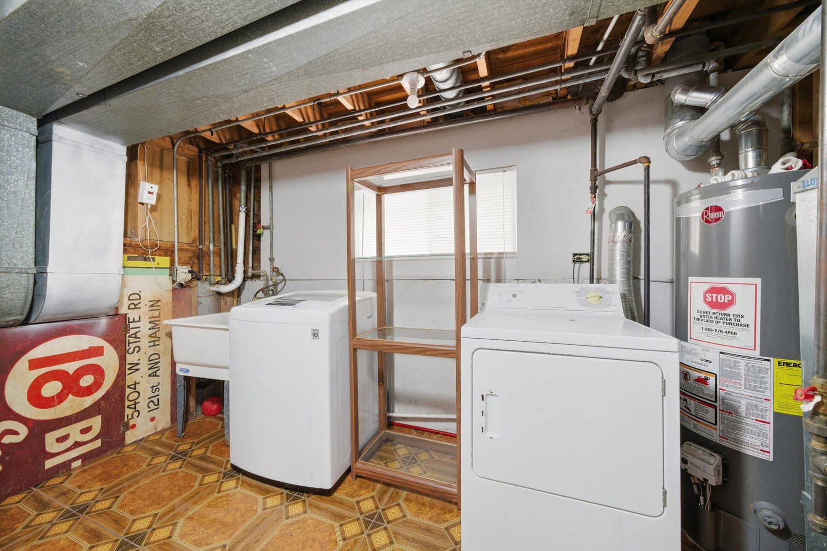 10725 S Rutherford Avenue