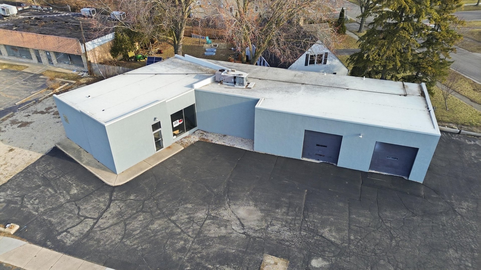 640 E Northwest Highway