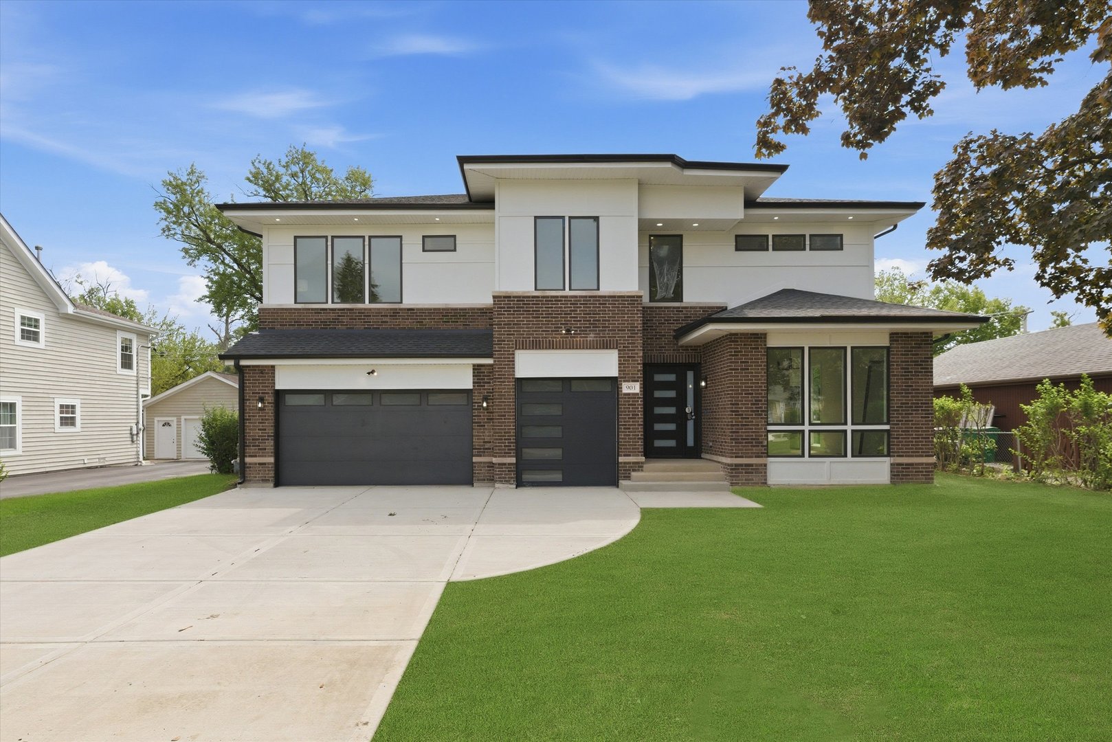 901 Elmdale Road