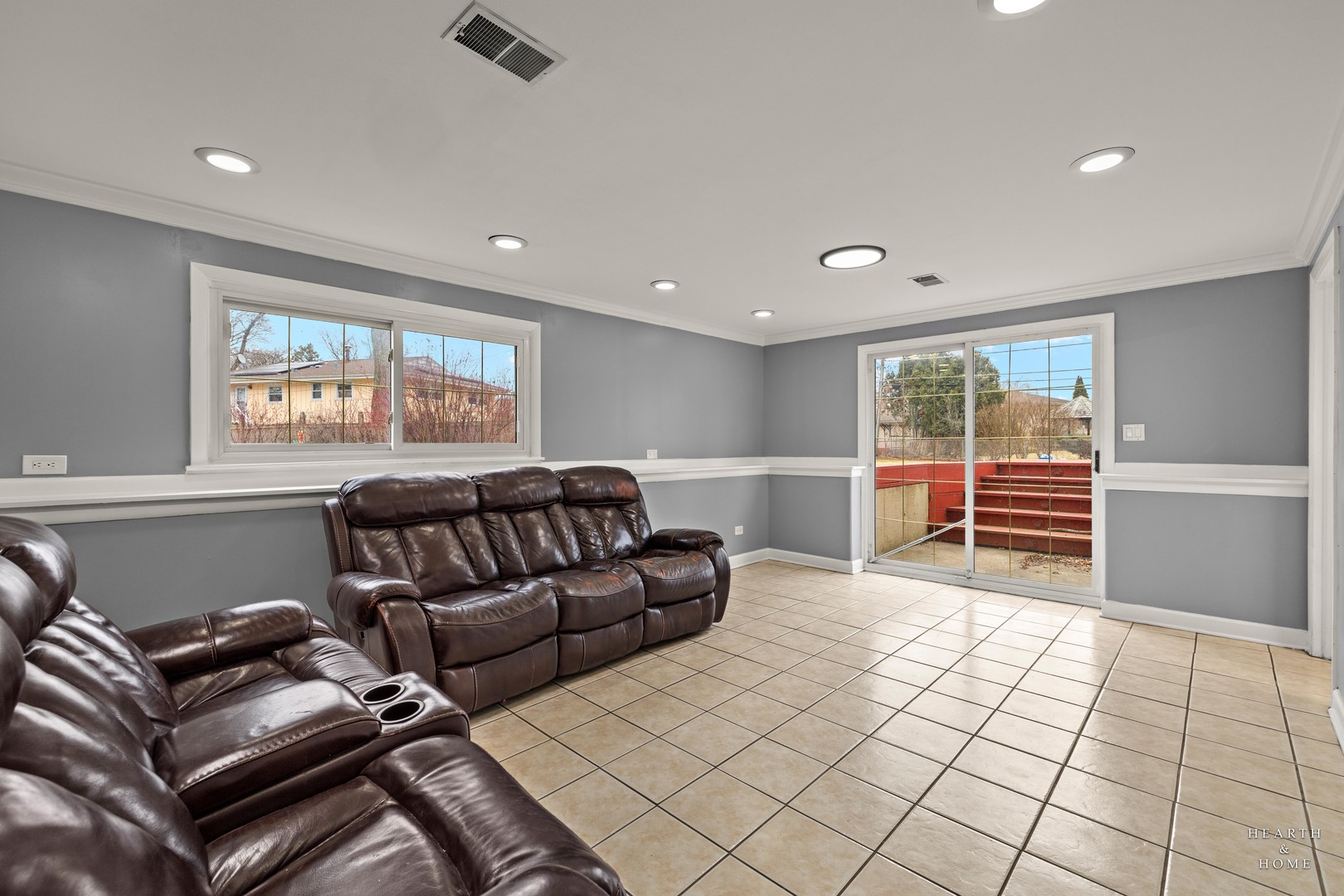 1923 E Pawnee Lane