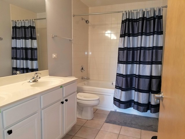 3944 N Claremont Avenue Unit: 306