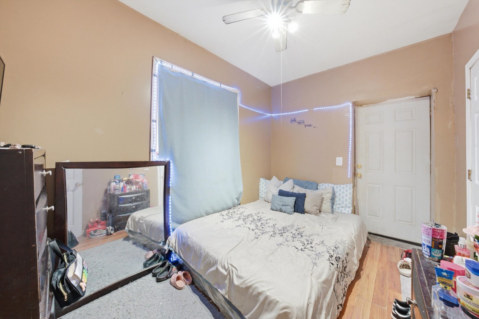 7948 S Drexel Avenue