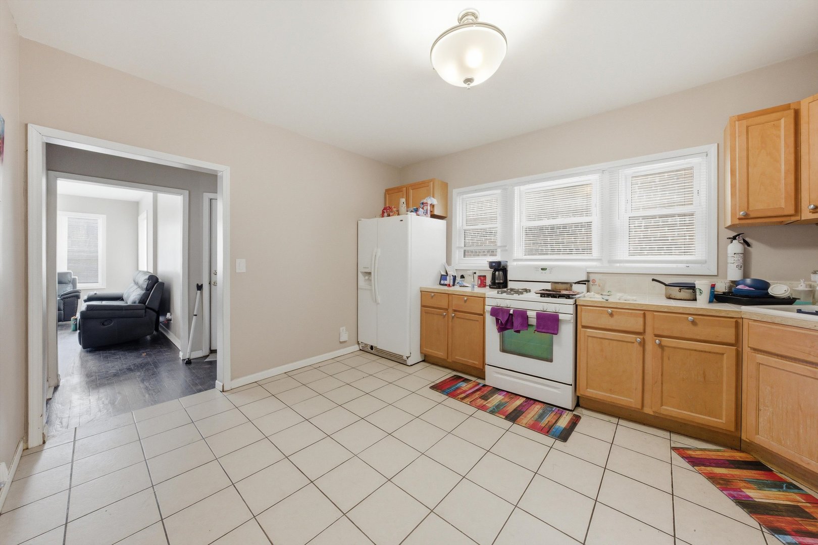 7948 S Drexel Avenue