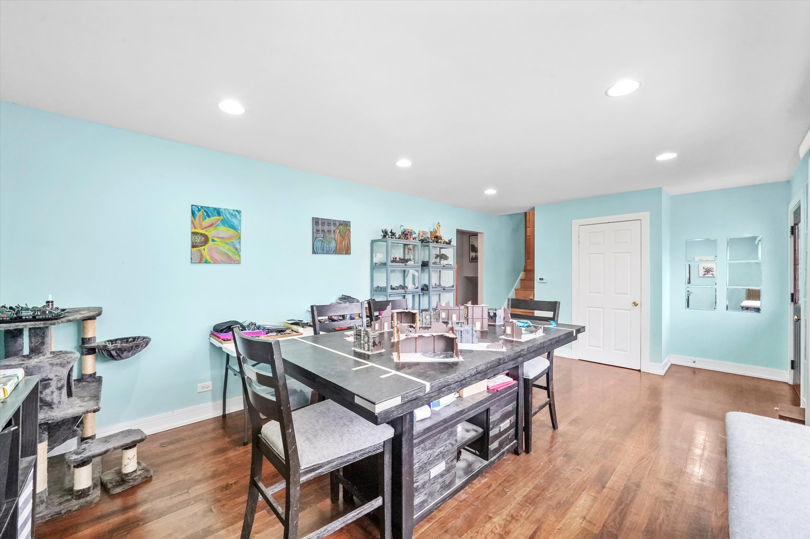 1227 S Roselle Road