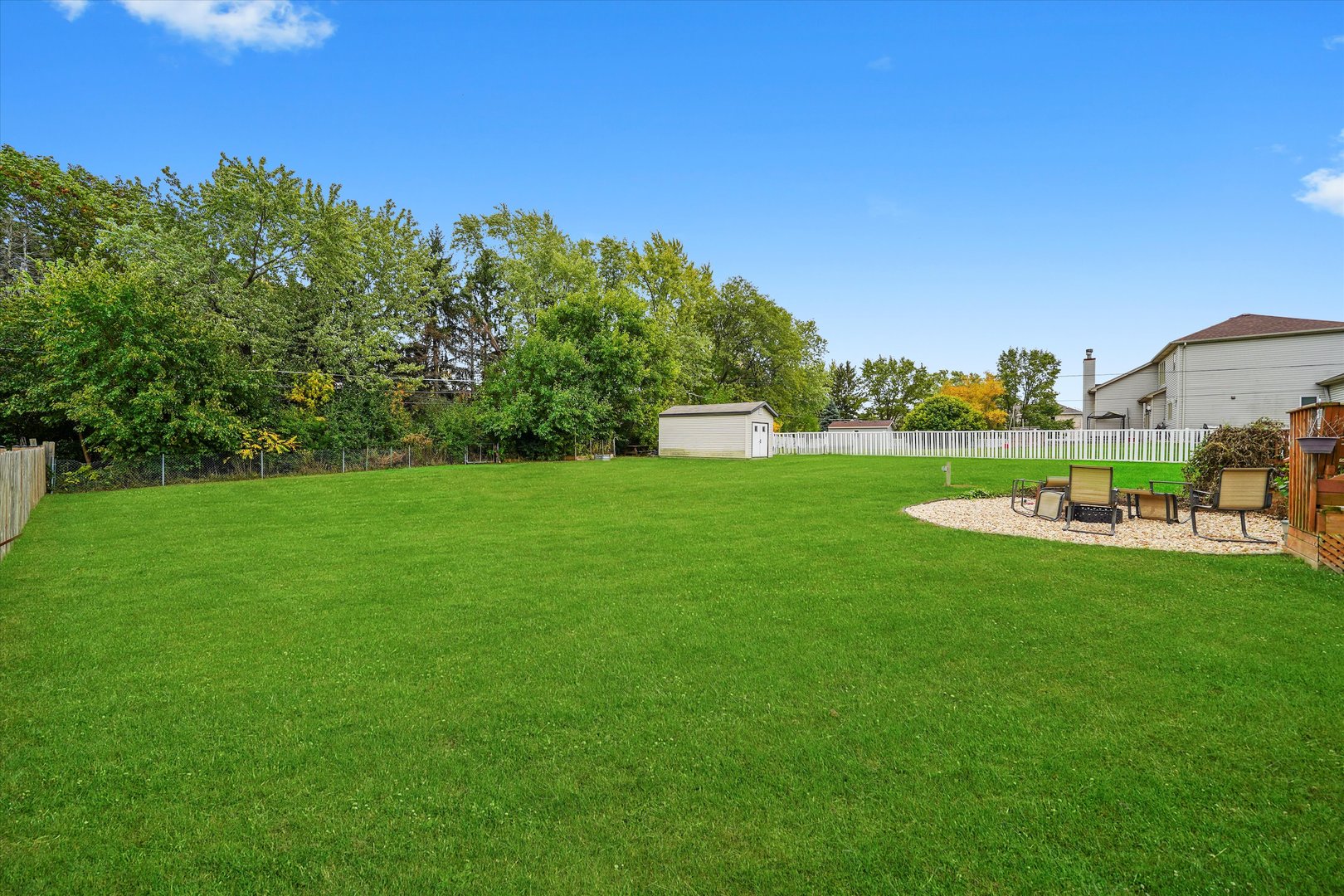 1227 S Roselle Road