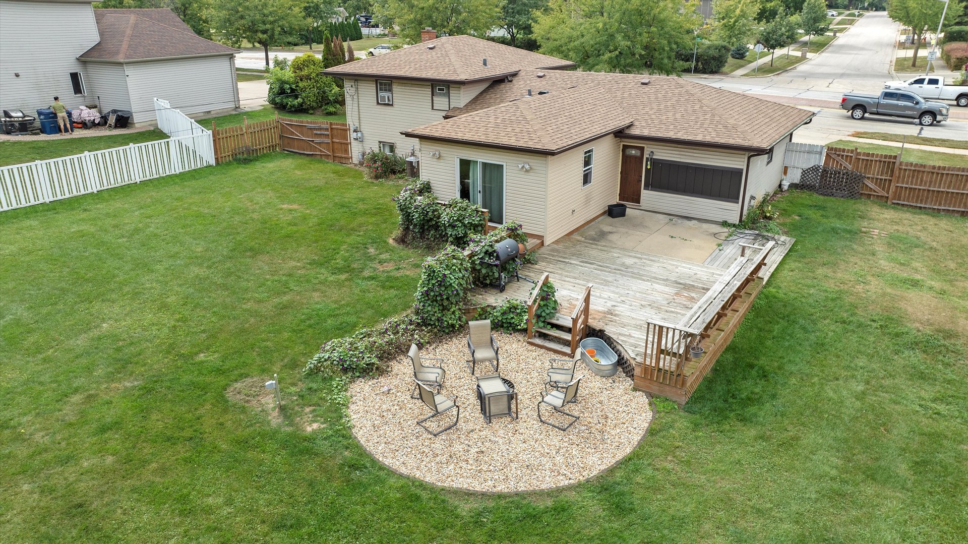 1227 S Roselle Road