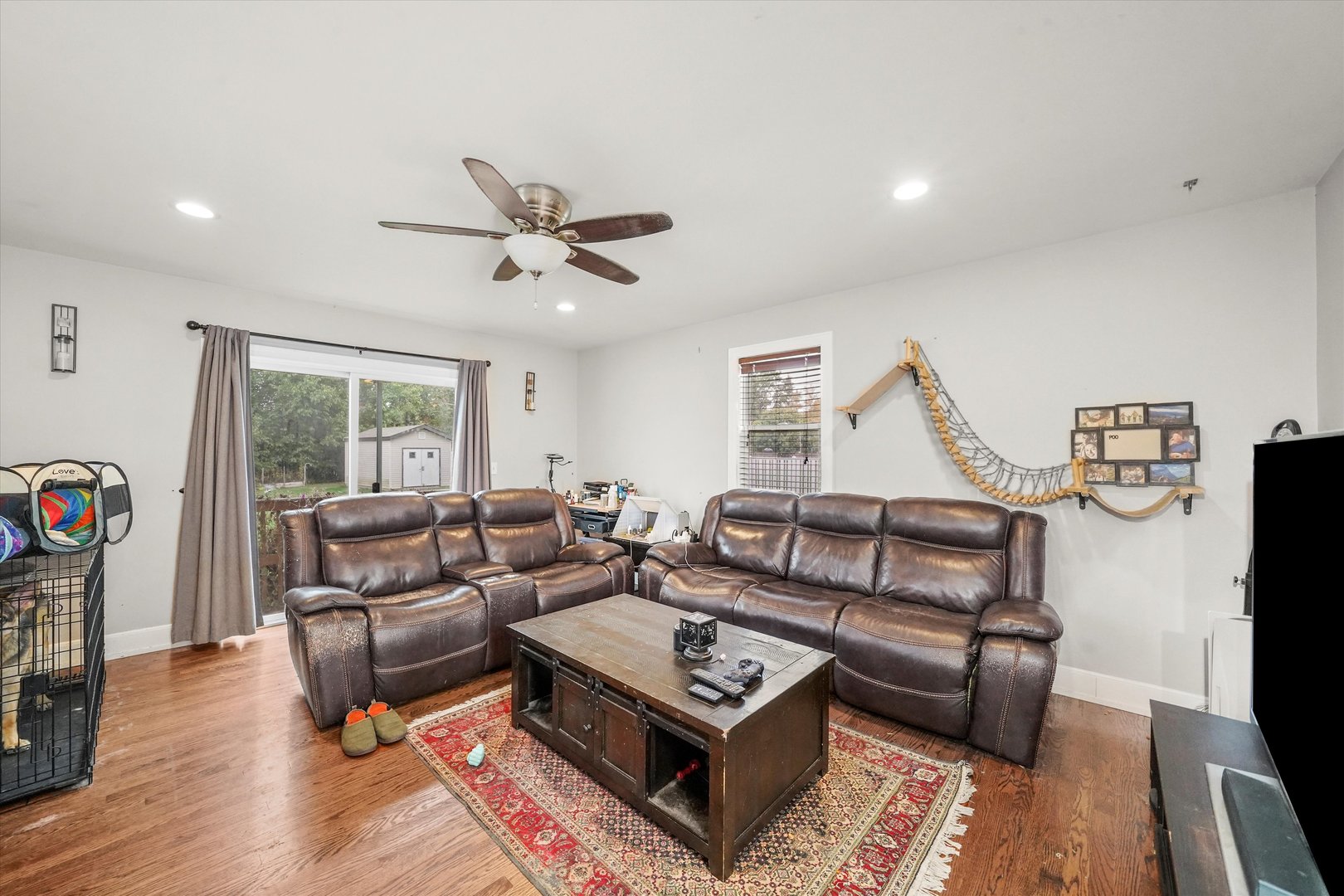 1227 S Roselle Road