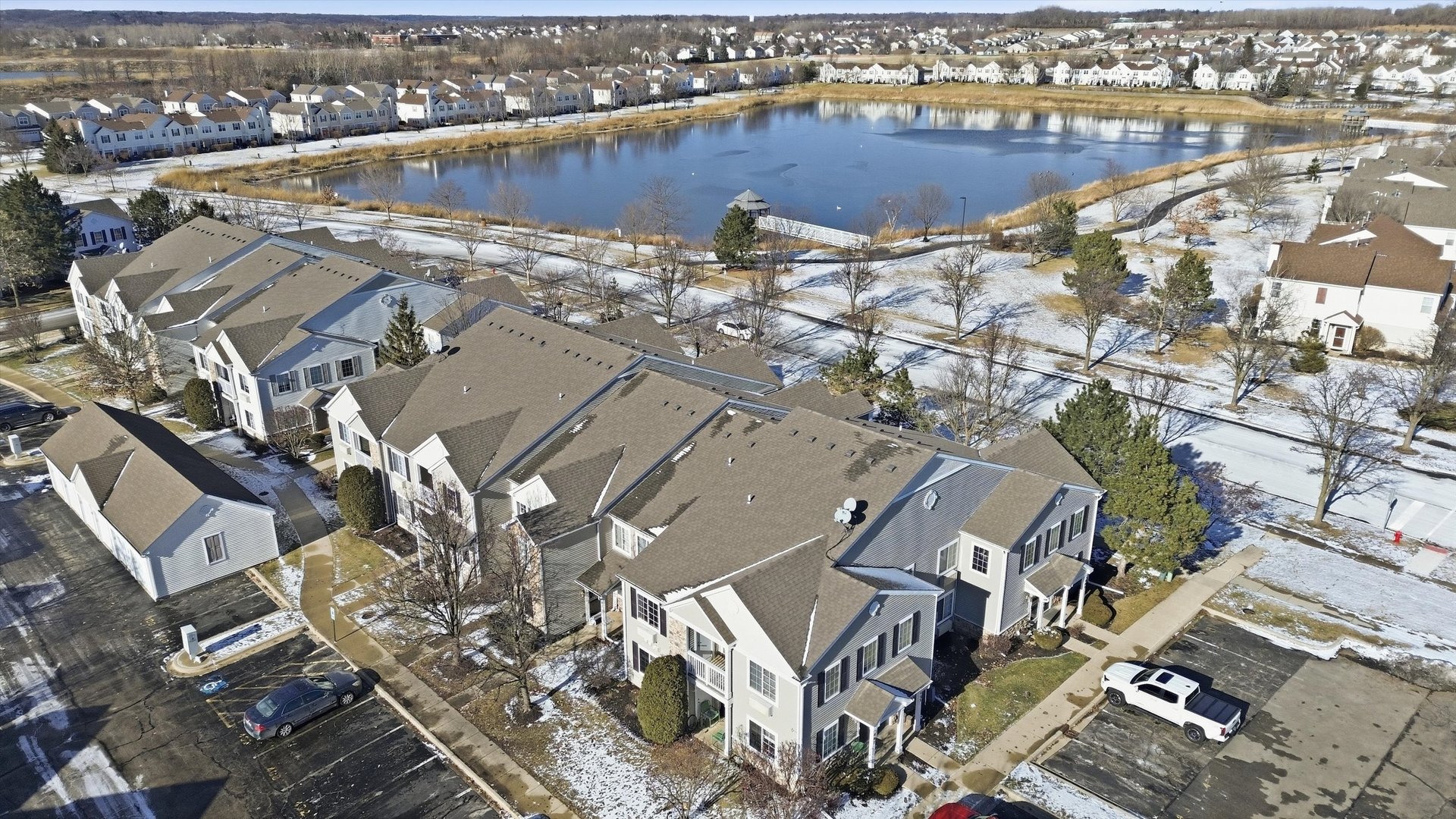 417 SILVERSTONE Drive Unit: 417