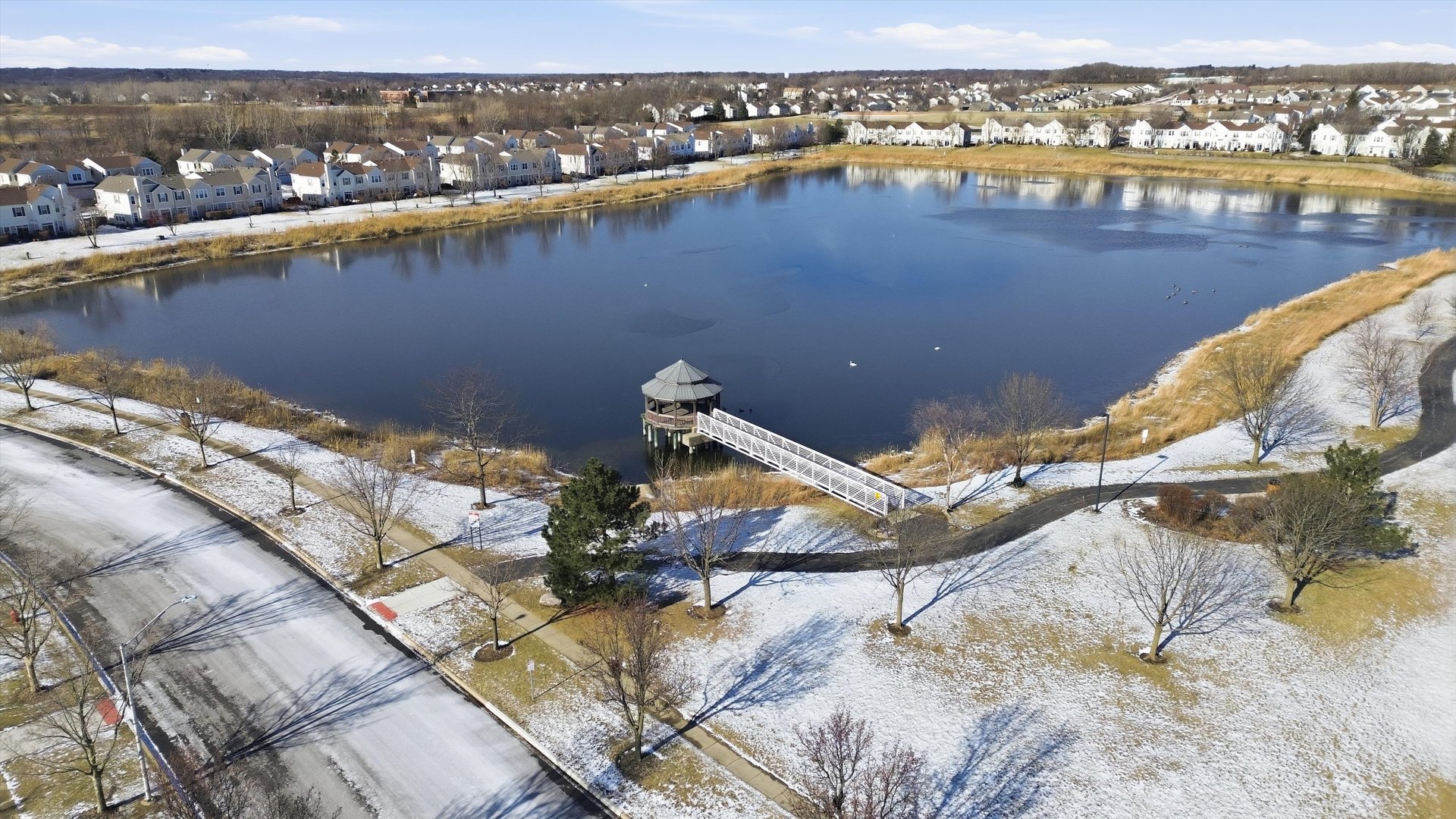417 SILVERSTONE Drive Unit: 417