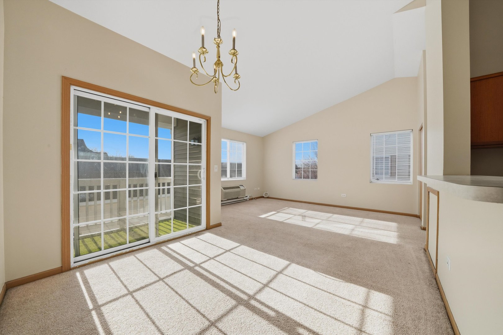 417 SILVERSTONE Drive Unit: 417