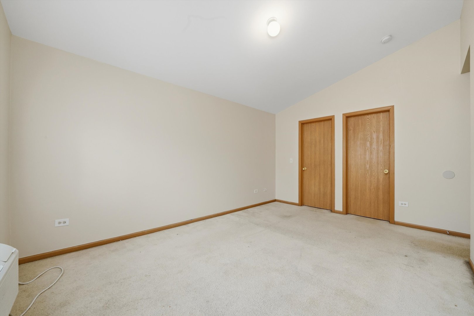 417 SILVERSTONE Drive Unit: 417