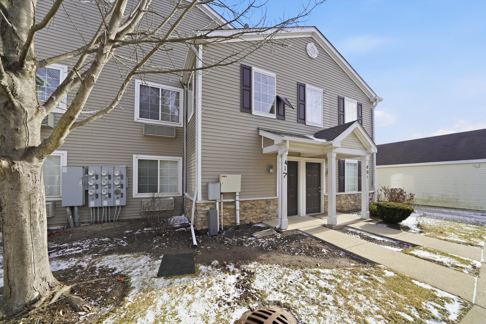 417 SILVERSTONE Drive Unit: 417
