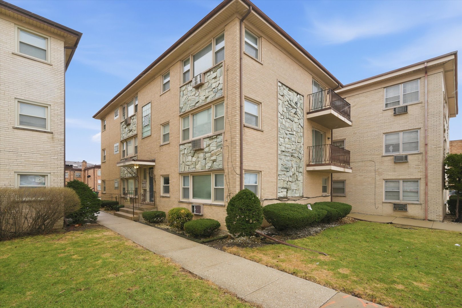 7709 W Marwood Avenue Unit: 1N