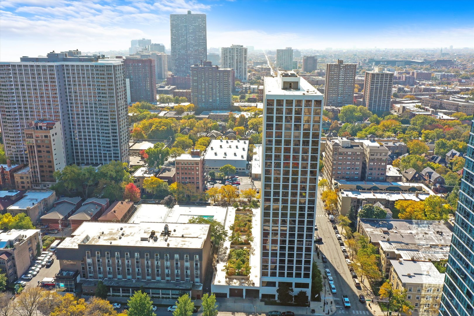 4343 N CLARENDON Avenue Unit: 613