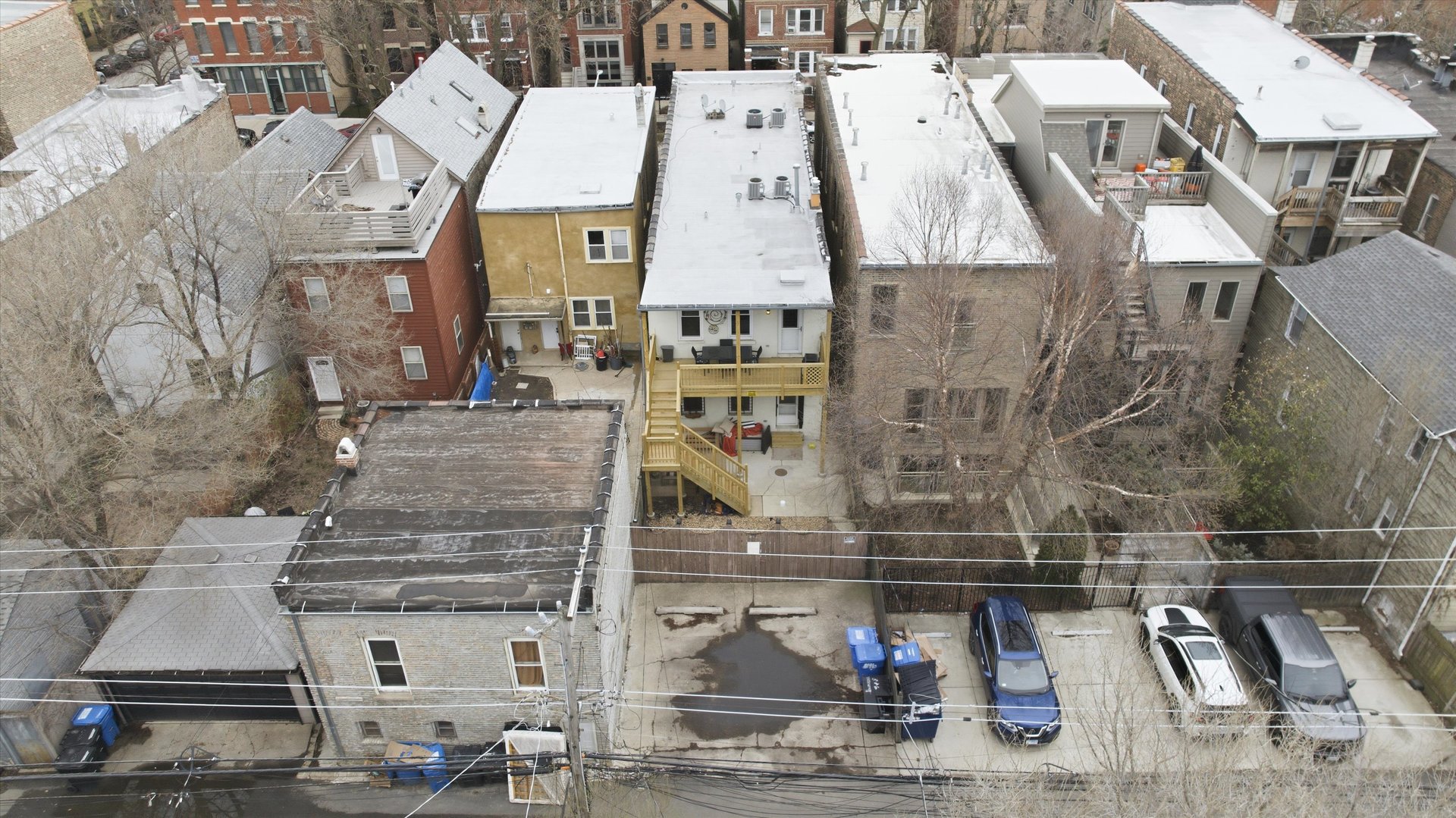 846 N WOLCOTT Avenue Unit: 2R