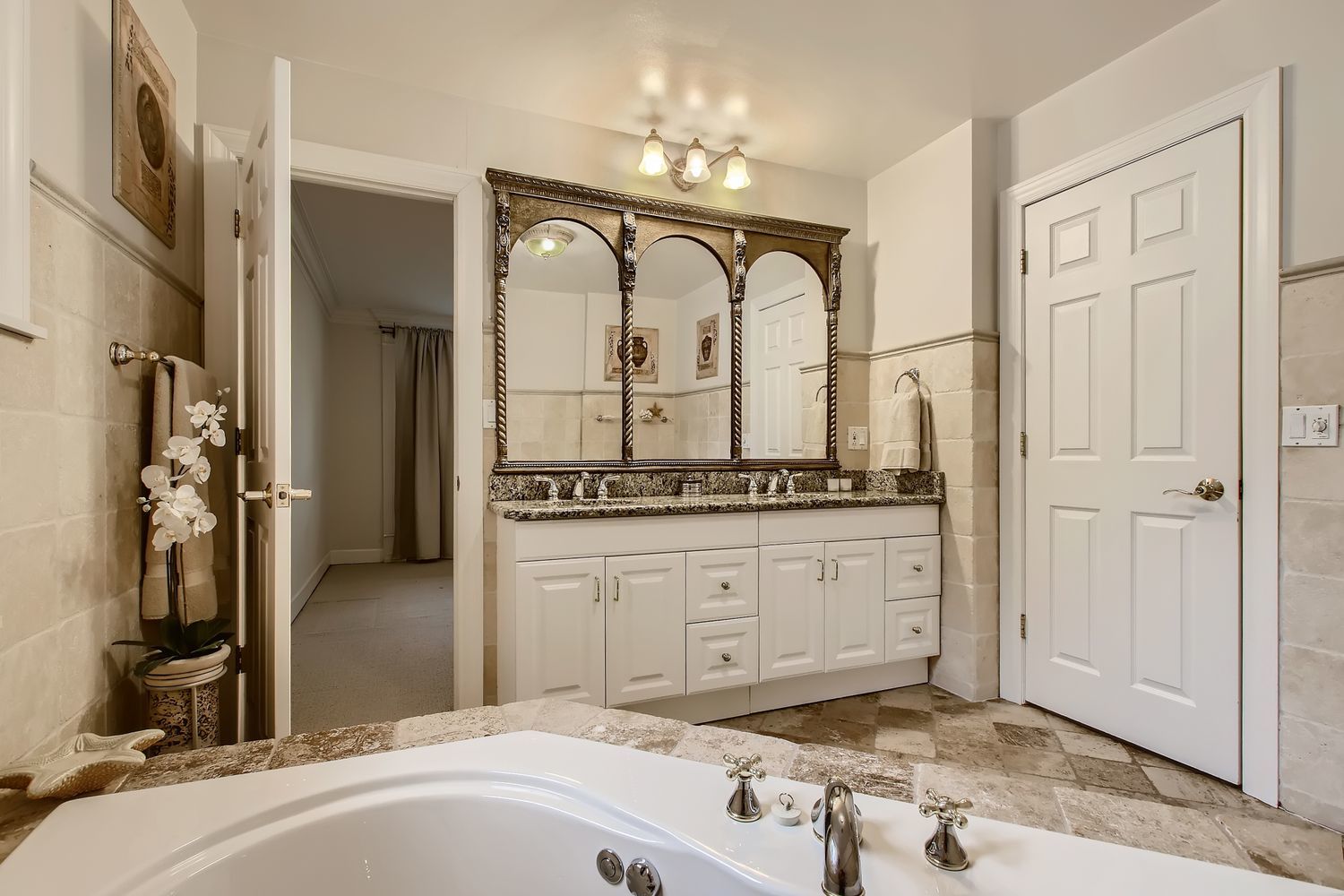 9529 Keystone Avenue