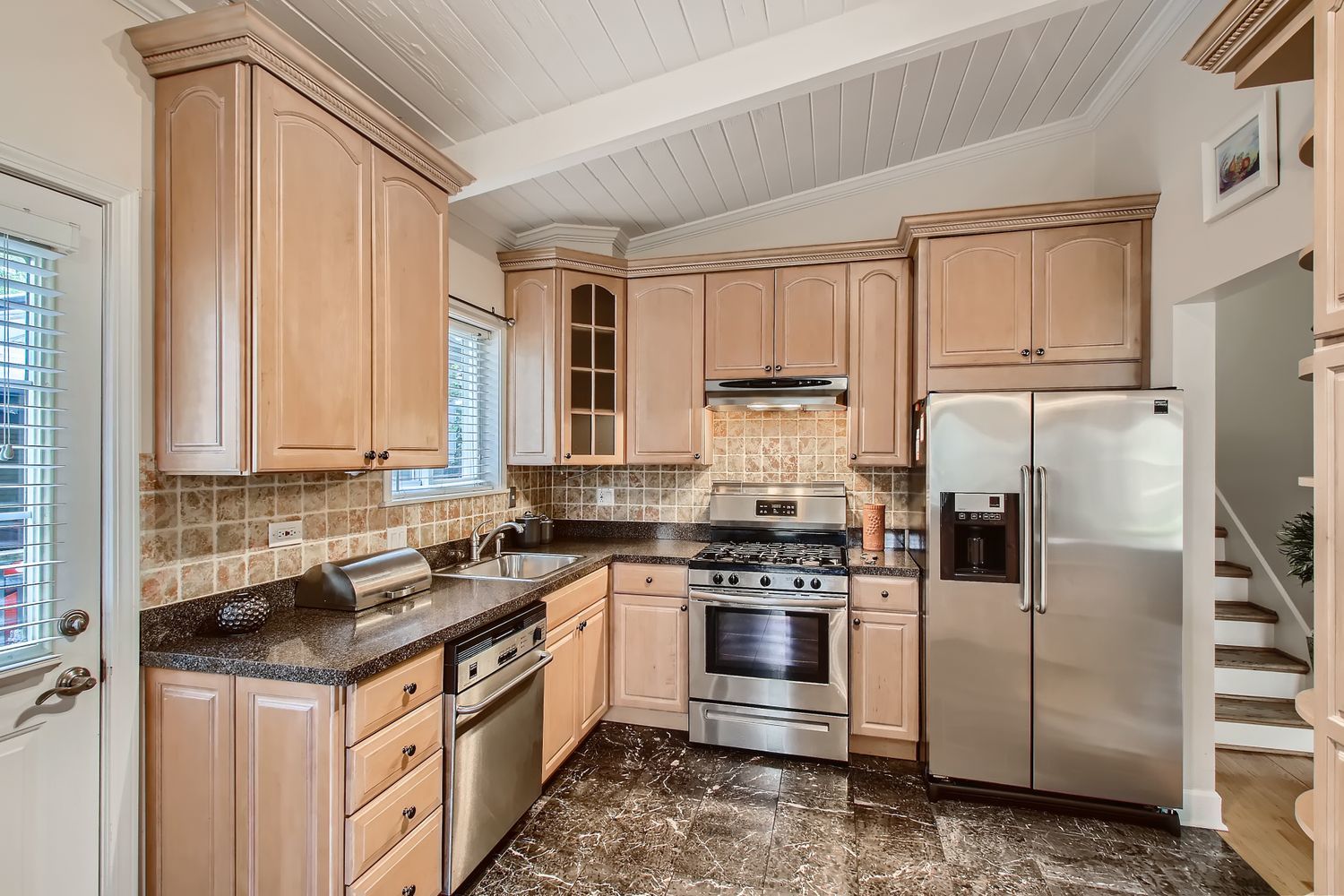 9529 Keystone Avenue