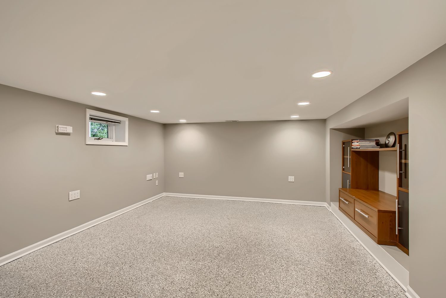 9529 Keystone Avenue