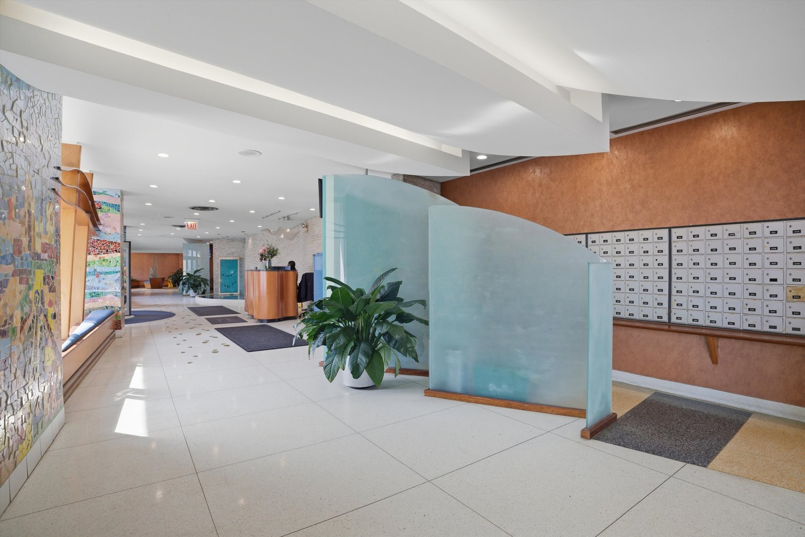6301 N SHERIDAN Road Unit: 3M