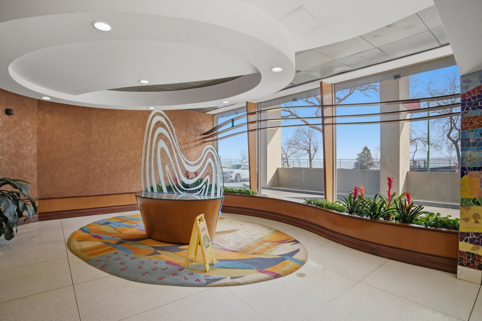 6301 N SHERIDAN Road Unit: 3M