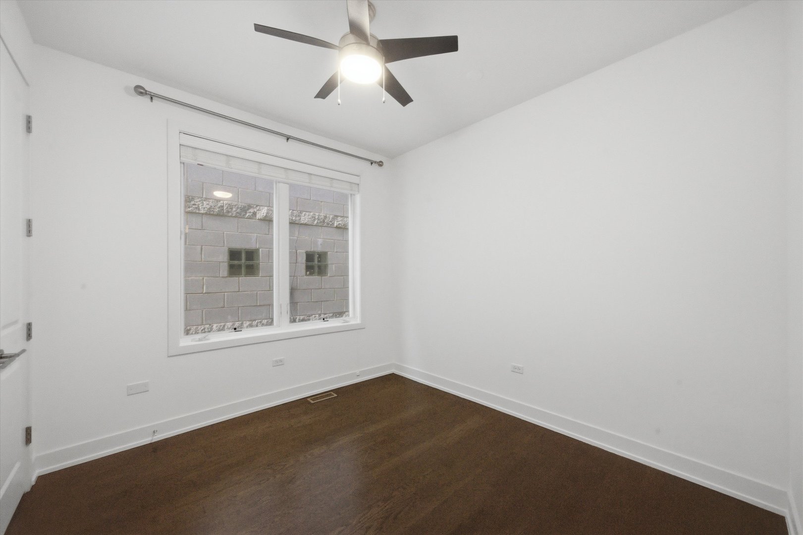 948 N Honore Street Unit: 1