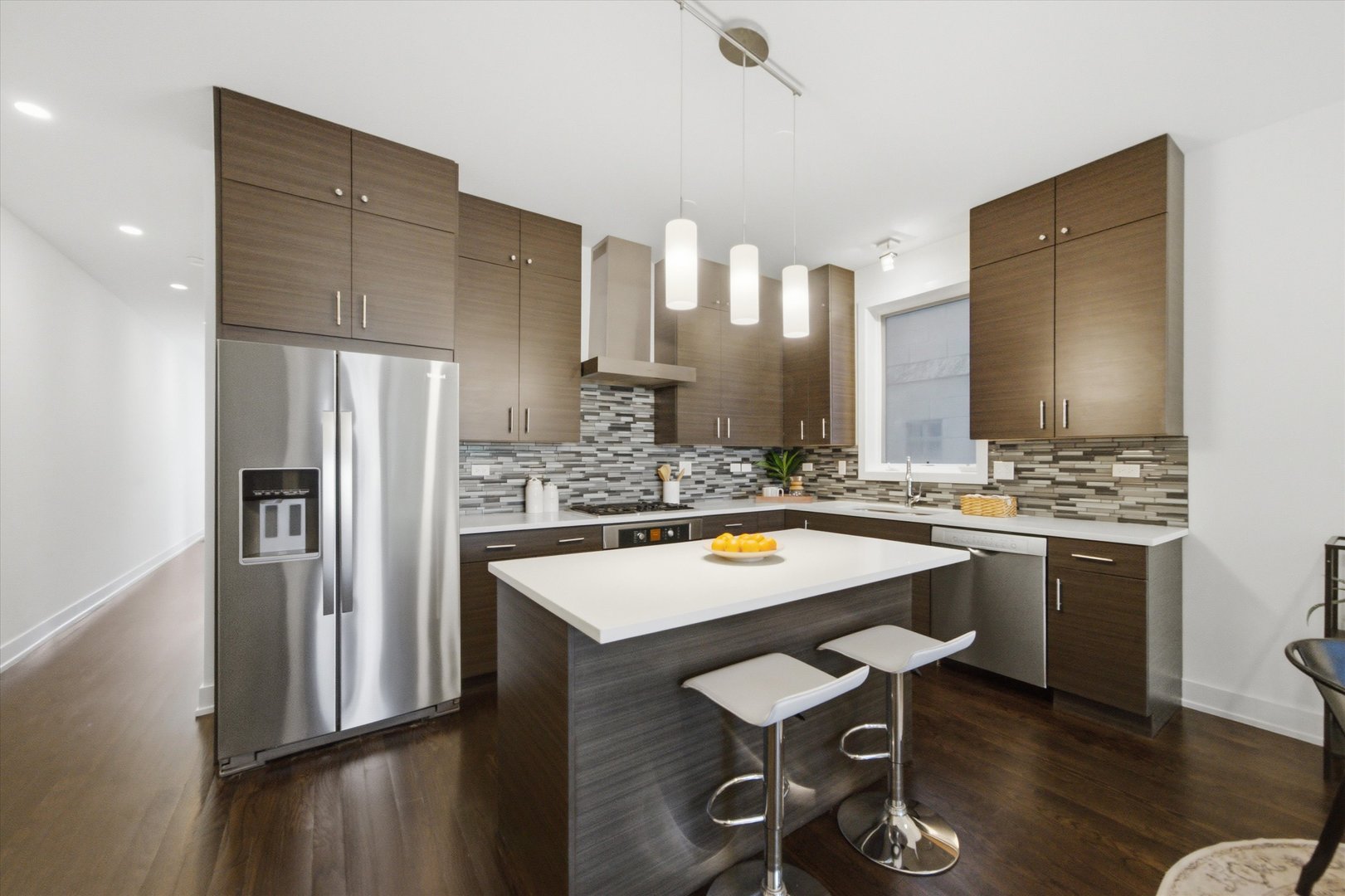 948 N Honore Street Unit: 1