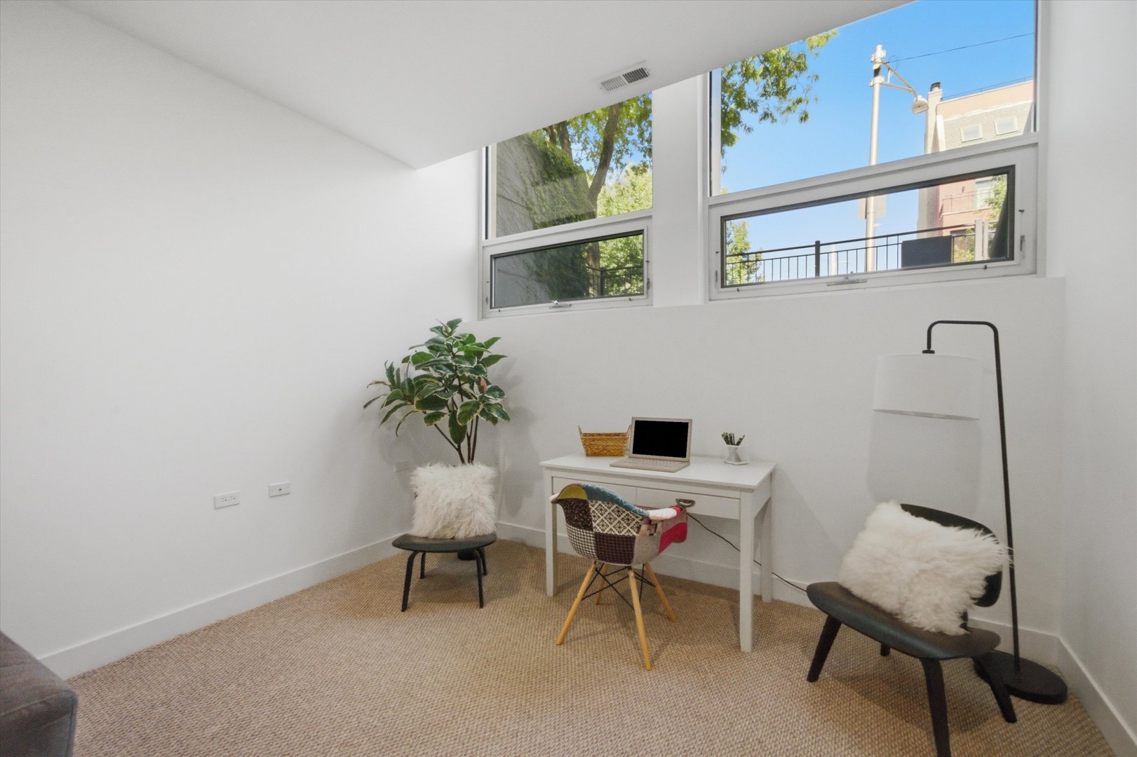 948 N Honore Street Unit: 1
