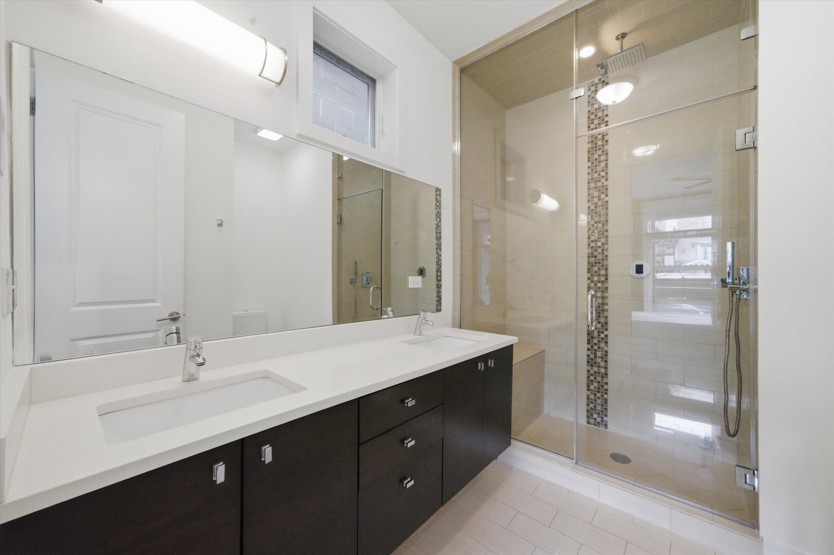 948 N Honore Street Unit: 1