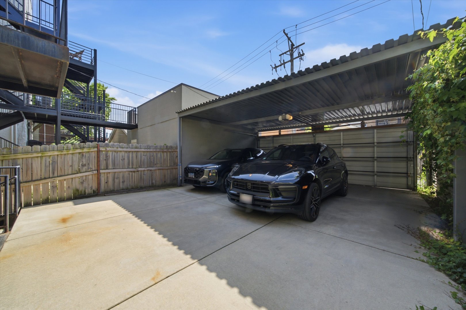 948 N Honore Street Unit: 1