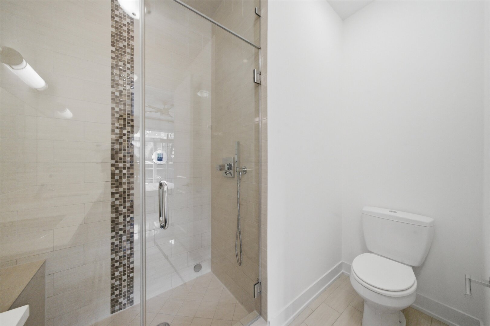948 N Honore Street Unit: 1